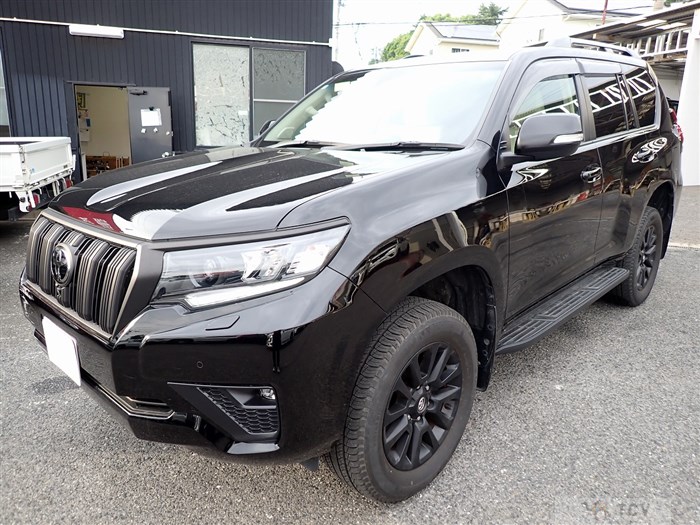 2023 Toyota Land Cruiser Prado