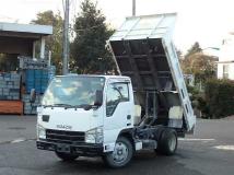 2011 Isuzu Elf Truck