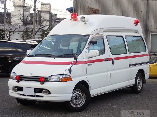2005 Toyota Granvia