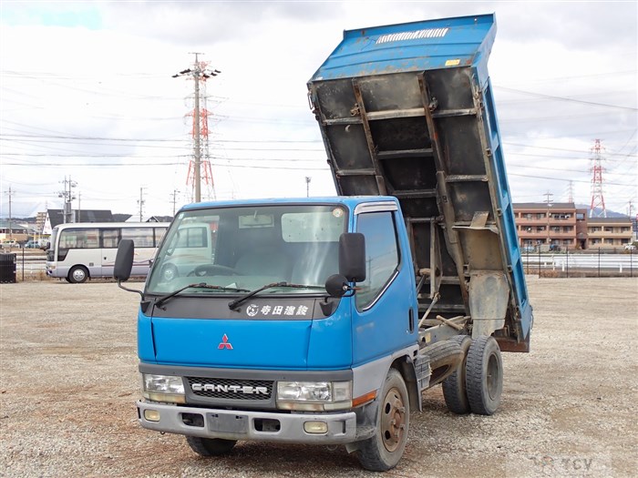 2000 Mitsubishi Canter