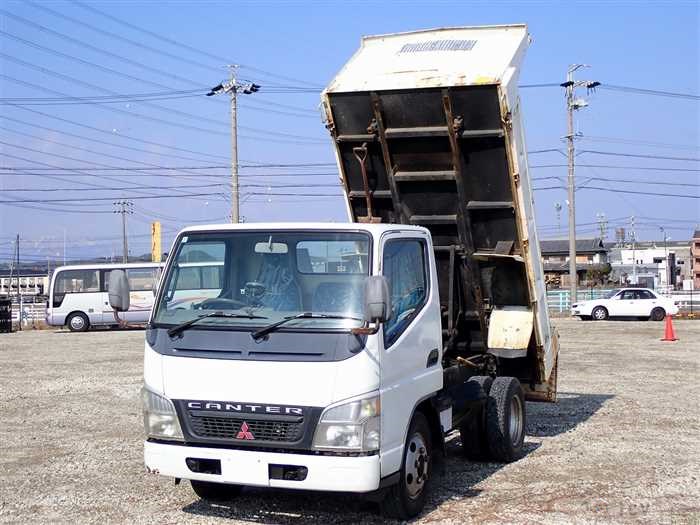 2004 Mitsubishi Canter