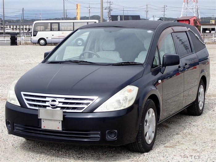2005 Nissan Presage