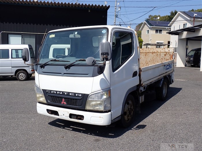 2004 Mitsubishi Canter