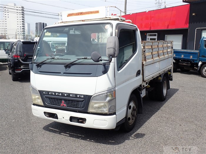 2004 Mitsubishi Canter