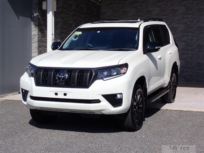2023 Toyota Land Cruiser Prado