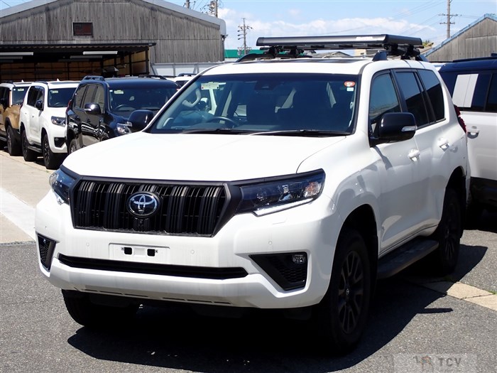 2023 Toyota Land Cruiser Prado
