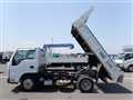 2013 Isuzu Elf Truck