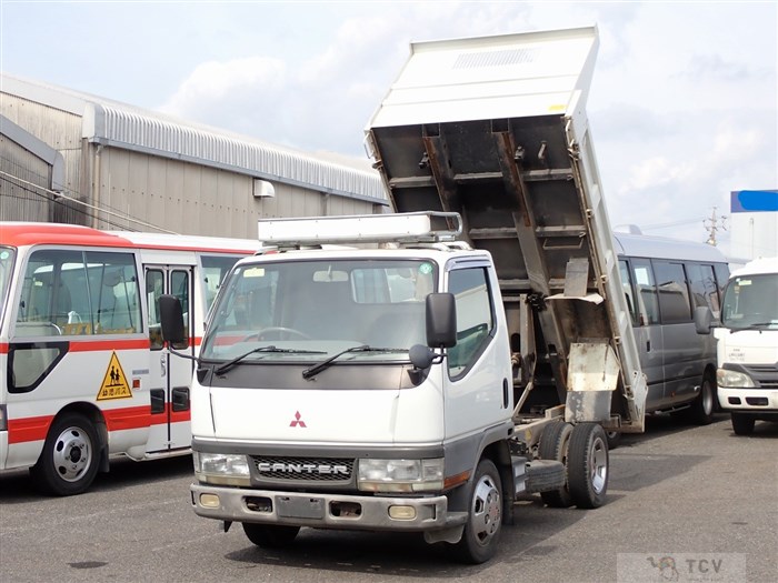 2000 Mitsubishi Canter