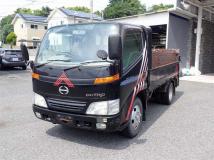 2001 Hino Dutro