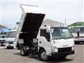 2013 Isuzu Elf Truck