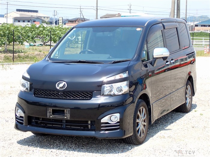 2011 Toyota Voxy