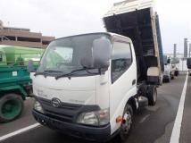 2013 Hino Dutro