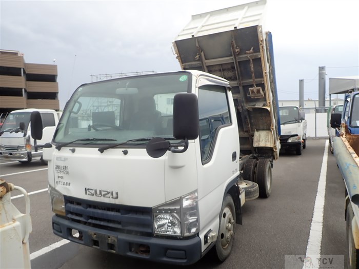2012 Isuzu Elf Truck