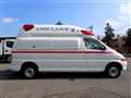 2004 Toyota Granvia