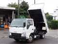 2011 Isuzu Elf Truck