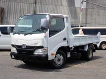 2013 Hino Dutro
