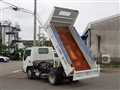 2011 Isuzu Elf