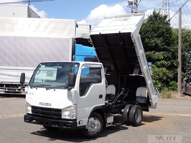 2012 Isuzu Elf Truck