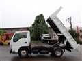 2011 Isuzu Elf
