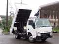 2011 Isuzu Elf