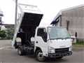 2013 Isuzu Elf Truck