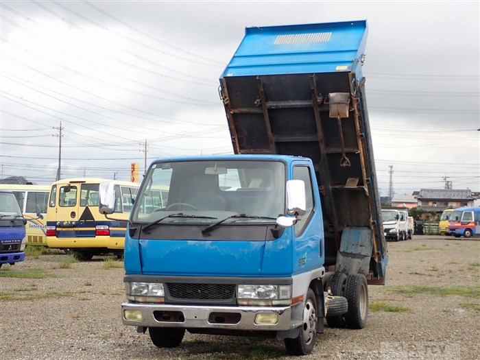 2000 Mitsubishi Canter