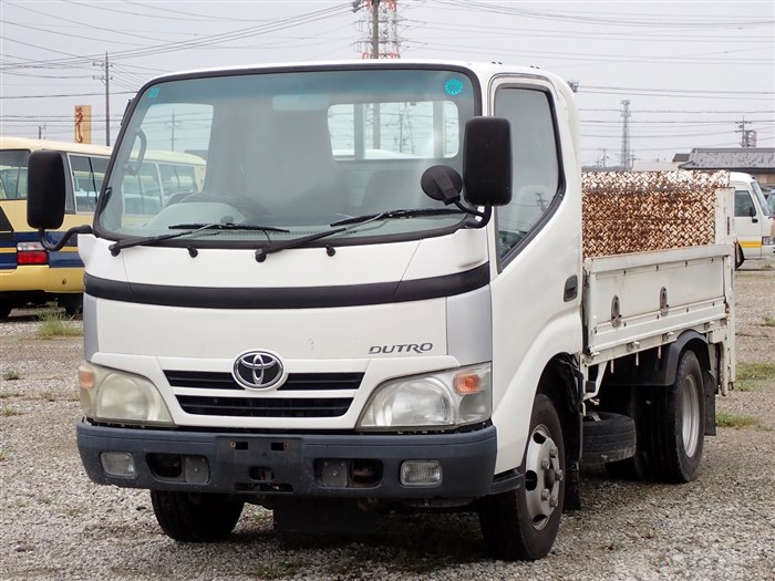 2006 Hino Dutro