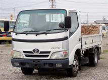 2006 Hino Dutro