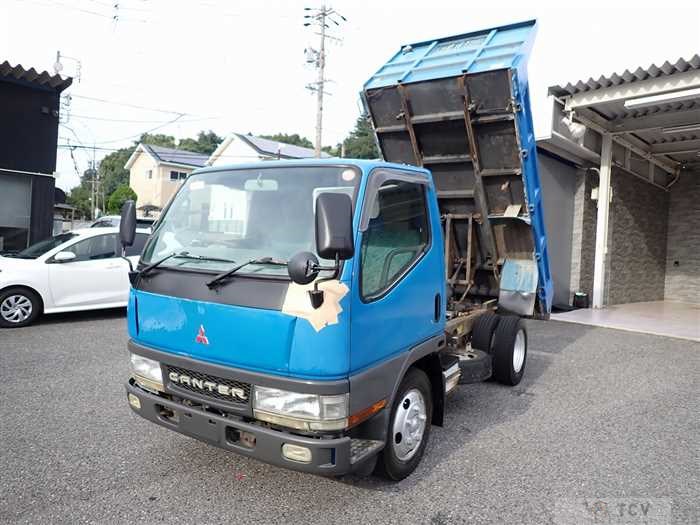 2000 Mitsubishi Canter
