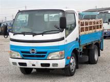 2011 Hino Dutro
