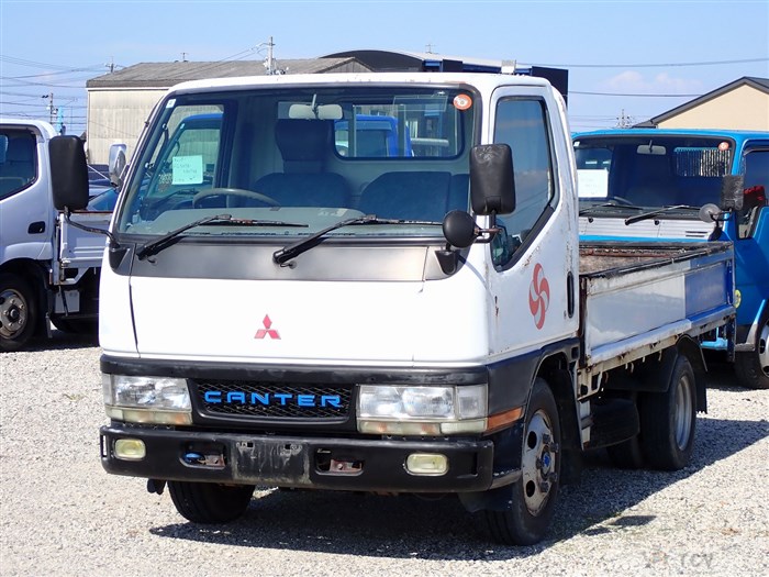 2001 Mitsubishi Canter