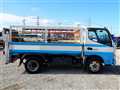 2016 Hino Dutro