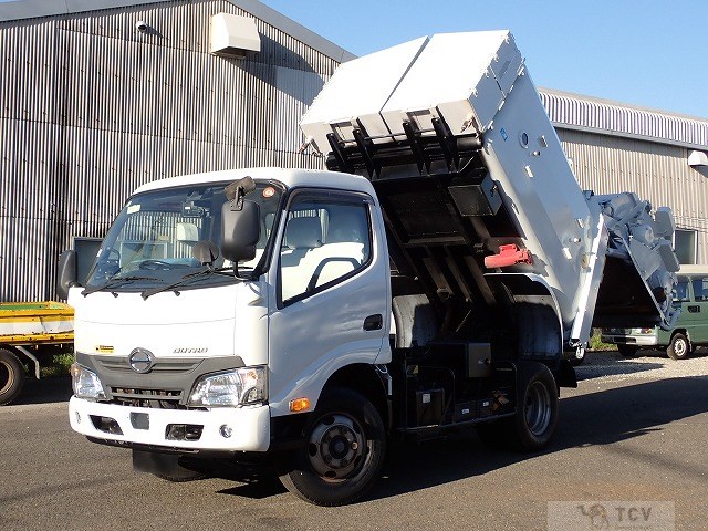 2017 Hino Dutro