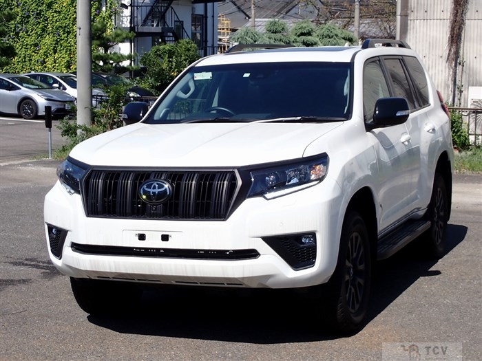 2023 Toyota Land Cruiser Prado