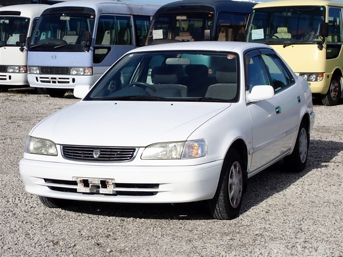 2000 Toyota Corolla Sedan