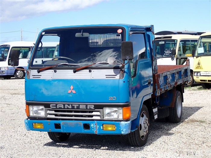 1990 Mitsubishi Canter