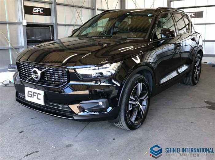 2021 Volvo XC40