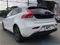 2018 Volvo V40