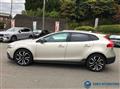 2016 Volvo V40