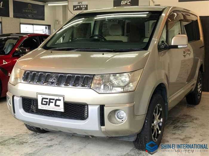 2007 Mitsubishi Delica D5