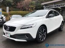 2018 Volvo V40