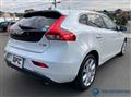 2017 Volvo V40