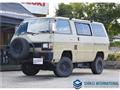 1986 Mitsubishi Delica Starwagon