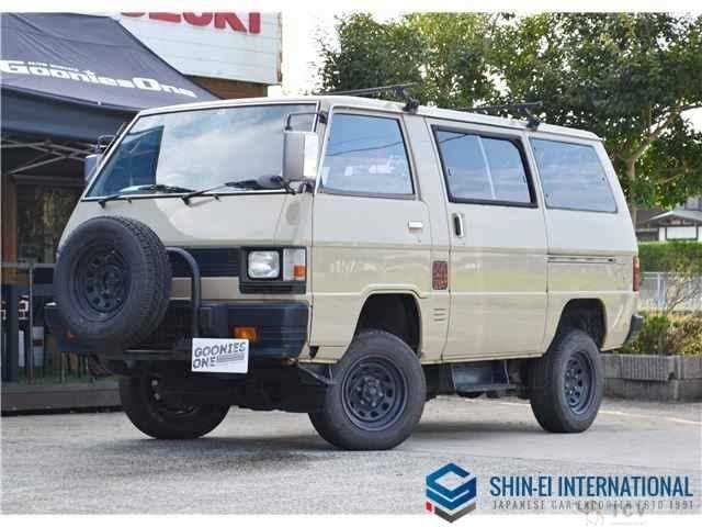 1986 Mitsubishi Delica Starwagon