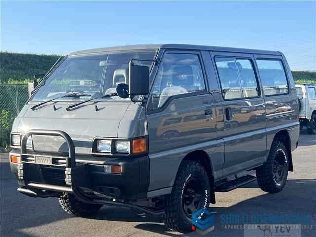 1988 Mitsubishi Delica Starwagon