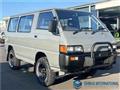1988 Mitsubishi Delica Starwagon