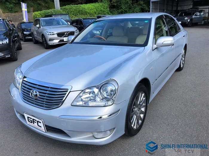 2005 Toyota Crown Majesta
