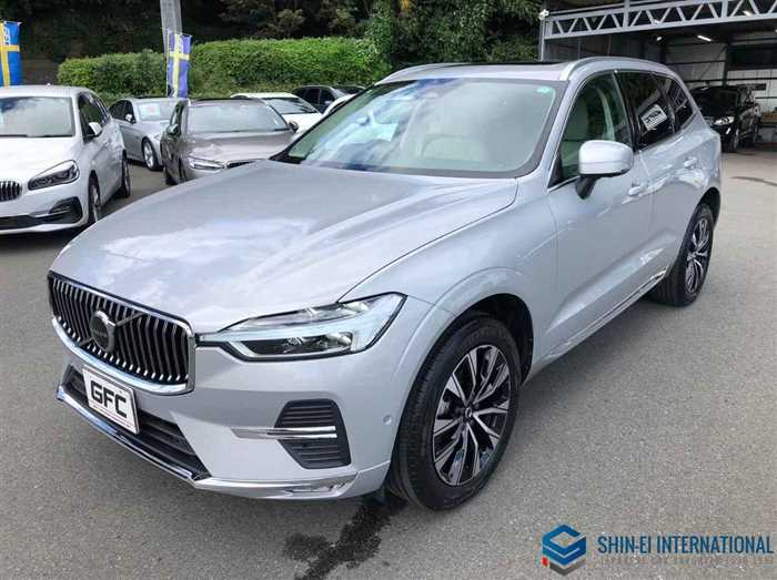 Volvo XC60 2023 — фото 2 купить в Москве