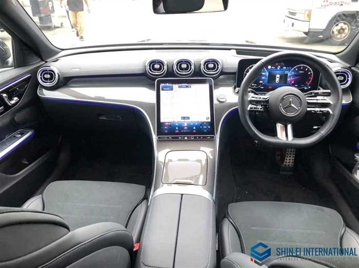 Mercedes-Benz C-Class 2023 — фото 4 купить в Москве