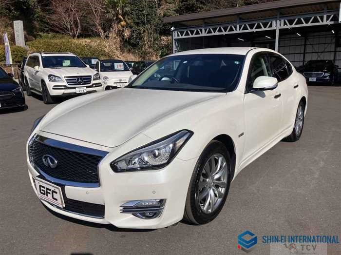 2018 Nissan FUGA HYBRID